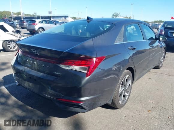 ✅ 2022 Hyundai Elantra Limited • VIN: 5NPLP4AG8NH073512 • Лот: 43352562. Опубликован ранее на IAAI с пробегом 90 696 миль. Бесплатный доступ к архиву аукционных продаж из США и подробный отчёт об истории автомобиля на DreamBid. Изображение 4.