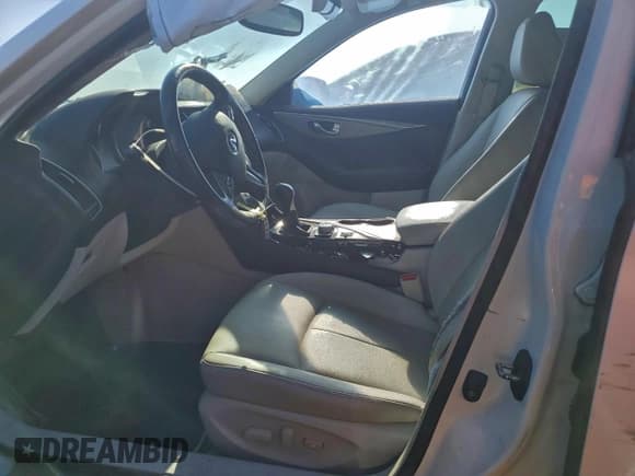 ✅ 2016 Infiniti Q50 Premium • VIN: JN1CV7AP7GM200690 • Lot: 93553355. Wystawiony na Copart z przebiegiem 92 156 mil. Bezpłatny archiwum sprzedaży aukcyjnych z USA i szczegółowy raport historii pojazdu na DreamBid. Zdjęcie 7.