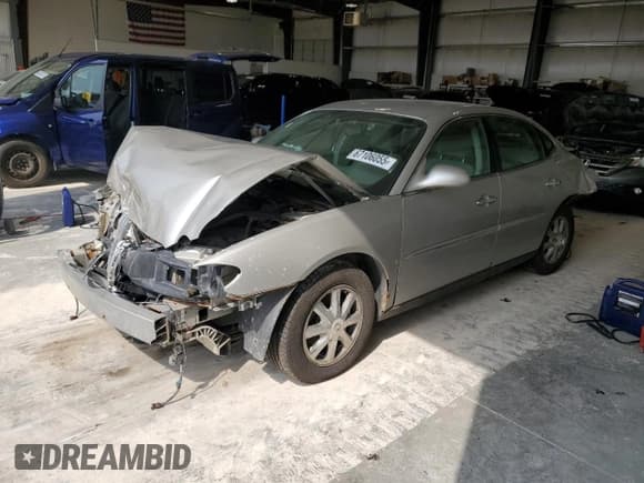 ✅ 2008 Buick LaCrosse CX • VIN: 2G4WC582781280094 • Lot: 67106055. Wystawiony na Copart z przebiegiem Nie podano. Bezpłatny archiwum sprzedaży aukcyjnych z USA i szczegółowy raport historii pojazdu na DreamBid. Zdjęcie 1.