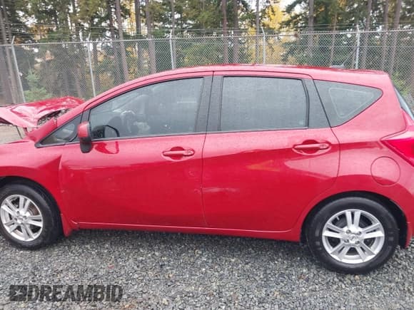 ✅ 2014 Nissan Note SV • VIN: 3N1CE2CP6EL414111 • Lot: 43657653. Listed on IAAI with 55,488 mi. Free auction sales archive from the USA and detailed vehicle history report at DreamBid. Image 15.
