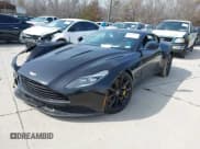 ✅ 2018 Aston Martin DB11 • VIN: SCFRMFAV5JGL04914 • Lot: 41538145. Wystawiony na IAAI z przebiegiem 40 703 mil. Bezpłatny archiwum sprzedaży aukcyjnych z USA i szczegółowy raport historii pojazdu na DreamBid. Zdjęcie 2.