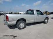 ✅ 2006 Dodge 2500 ST • VIN: 3D7KR26C76G180602 • Лот: 63698094. Опубликован ранее на Copart с пробегом Не указан. Бесплатный доступ к архиву аукционных продаж из США и подробный отчёт об истории автомобиля на DreamBid. Изображение 3.