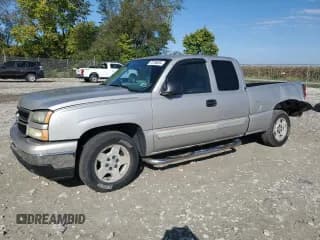 ✅ 2006 Chevrolet Silverado 1500 Work Truck • VIN: 2GCEC19Z461354055 • Лот: 72758004. Опубликован ранее на Copart с пробегом 72 321 миль. Бесплатный доступ к архиву аукционных продаж из США и подробный отчёт об истории автомобиля на DreamBid. Изображение 1.