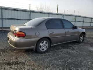 ✅ 2002 Chevrolet Malibu LS • VIN: 1G1NE52J32M636040 • Lot: 41462745. Wystawiony na Copart z przebiegiem 129 137 mil mil. Skorzystaj z bezpłatnego archiwum sprzedaży aukcyjnych z USA i zobacz szczegółowy raport historii pojazdu na DreamBid. Zdjęcie 3.