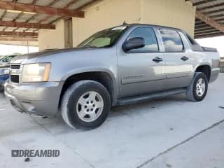 ✅ 2007 Chevrolet Avalanche LTZ • VIN: 3GNEC12007G273808 • Лот: 61648145. Опубликован ранее на Copart с пробегом 201 308 миль. Бесплатный доступ к архиву аукционных продаж из США и подробный отчёт об истории автомобиля на DreamBid. Изображение 1.