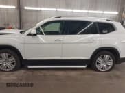 ✅ 2018 Volkswagen Atlas SEL Premium • VIN: 1V2NR2CA0JC534724 • Лот: 42724619. Опубликован ранее на IAAI с пробегом 275 524 миль. Бесплатный доступ к архиву аукционных продаж из США и подробный отчёт об истории автомобиля на DreamBid. Изображение 15.