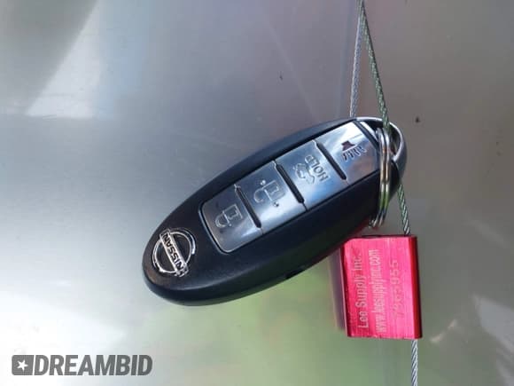 ✅ 2009 Nissan Murano S • VIN: JN8AZ18U89W002455 • Lot: 43734314. Listed on IAAI with 133,333 mi. Free auction sales archive from the USA and detailed vehicle history report at DreamBid. Image 11.