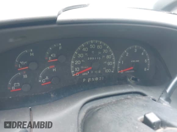 ✅ 1998 Ford F-150 • VIN: 1FTZX18W0WNC34510 • Лот: 42923774. Опубликован ранее на IAAI с пробегом 285 110 миль. Бесплатный доступ к архиву аукционных продаж из США и подробный отчёт об истории автомобиля на DreamBid. Изображение 7.