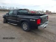 ✅ 2006 Dodge Dakota SLT • VIN: 1D7HW42N36S547476 • Lot: 43603516. Wystawiony na IAAI z przebiegiem 100 434 mil. Bezpłatny archiwum sprzedaży aukcyjnych z USA i szczegółowy raport historii pojazdu na DreamBid. Zdjęcie 3.