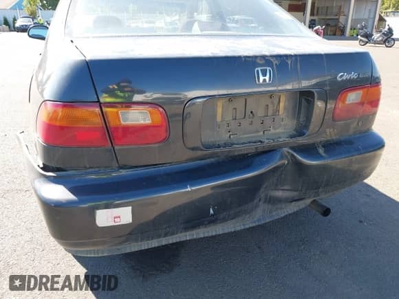 1995 Honda Civic z VIN JHMEH9594SS000096, wystawiony jako IAAI lot #43315710 z przebiegiem Nie podano mil oraz . Historia ofert i sprzedaży dostępna na DreamBid. Obrazek 6.