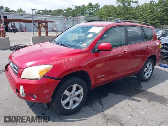 ✅ 2007 Toyota RAV4 Limited • VIN: JTMBD31V275063008 • Lot: 43032477. Listed on IAAI with 106,510 mi. Free auction sales archive from the USA and detailed vehicle history report at DreamBid. Image 2.