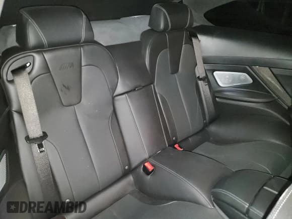 ✅ 2017 BMW M6 • VIN: WBS6J9C56HD934812 • Лот: 44018915. Опубликован ранее на Copart с пробегом 84 409 миль. Бесплатный доступ к архиву аукционных продаж из США и подробный отчёт об истории автомобиля на DreamBid. Изображение 10.