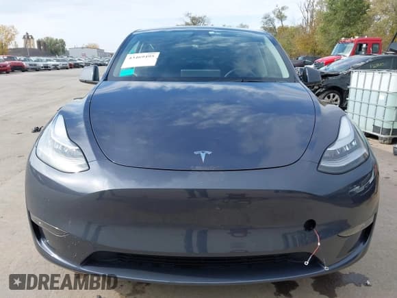 ✅ 2023 Tesla Model Y Long Range • VIN: 7SAYGDEE1PA155811 • Lot: 43469495. Wystawiony na IAAI z przebiegiem 19 710 mil. Bezpłatny archiwum sprzedaży aukcyjnych z USA i szczegółowy raport historii pojazdu na DreamBid. Zdjęcie 6.