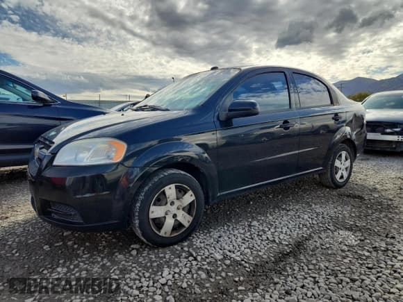 ✅ 2011 Chevrolet Aveo 1LT • VIN: KL1TD5DE3BB138795 • Lot: 86105815. Wystawiony na Copart z przebiegiem 124 456 mil. Bezpłatny archiwum sprzedaży aukcyjnych z USA i szczegółowy raport historii pojazdu na DreamBid. Zdjęcie 1.