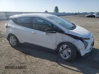 ✅ 2023 Chevrolet Bolt EV 1LT • VIN: 1G1FW6S03P4127748 • Lot: 55466605. Wystawiony na Copart z przebiegiem 10 499 mil. Bezpłatny archiwum sprzedaży aukcyjnych z USA i szczegółowy raport historii pojazdu na DreamBid. Zdjęcie 4.