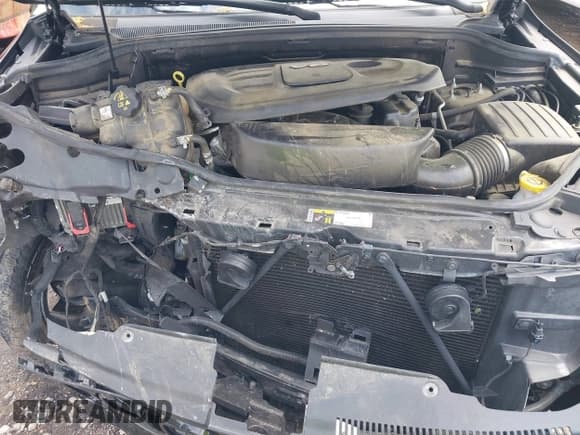 ✅ 2019 Jeep Grand Cherokee Upland • VIN: 1C4RJFAGXKC640365 • Lot: 42353648. Listed on IAAI with 104,343 mi. Free auction sales archive from the USA and detailed vehicle history report at DreamBid. Image 10.