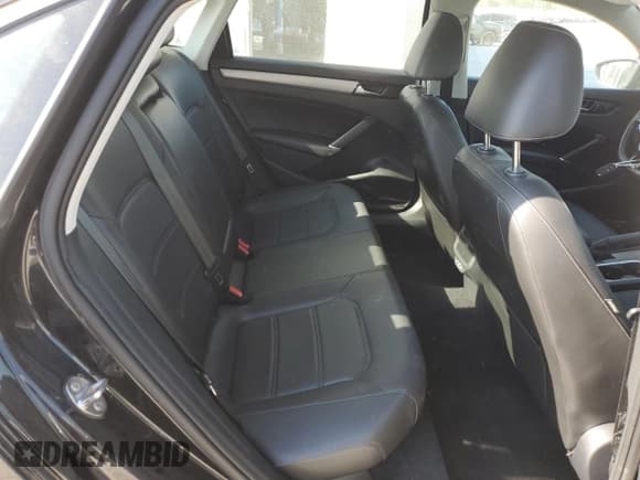 ✅ 2021 Volkswagen Passat SE • VIN: 1VWSA7A32MC000588 • Lot: 86081175. Listed on Copart with 122,630 mi. Free auction sales archive from the USA and detailed vehicle history report at DreamBid. Image 10.