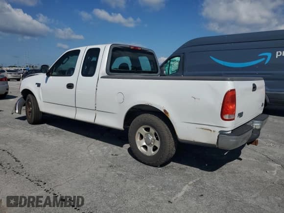 ✅ 2004 Ford F-150 XL • VIN: 2FTRX17W34CA19482 • Лот: 83988535. Опубликован ранее на Copart с пробегом Не указан. Бесплатный доступ к архиву аукционных продаж из США и подробный отчёт об истории автомобиля на DreamBid. Изображение 2.