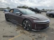 ✅ 2023 Lucid Air Grand Touring • VIN: 50EA1GBA4PA002253 • Lot: 71451334. Wystawiony na Copart z przebiegiem 9 758 mil. Bezpłatny archiwum sprzedaży aukcyjnych z USA i szczegółowy raport historii pojazdu na DreamBid. Zdjęcie 4.