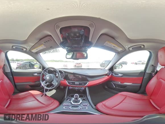 ✅ 2021 Alfa Romeo Giulia • VIN: ZARFAMAN4M7643835 • Lot: 69296745. Listed on Copart with 46,090 mi. Free auction sales archive from the USA and detailed vehicle history report at DreamBid. Image 14.