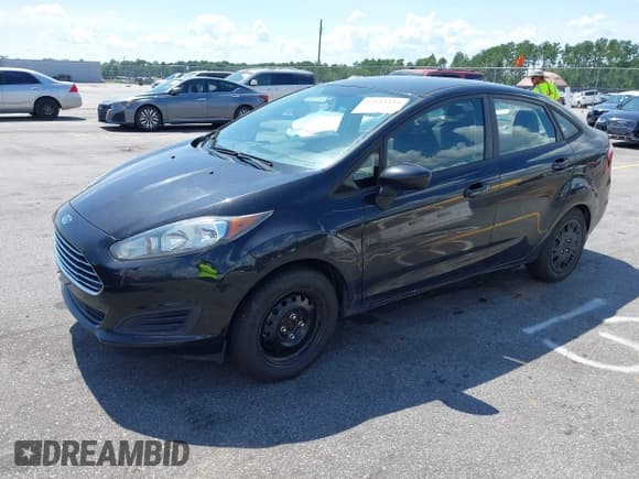✅ 2014 Ford Fiesta S • VIN: 3FADP4AJ2EM102020 • Лот: 42553222. Опубликован ранее на IAAI с пробегом 145 052 миль. Бесплатный доступ к архиву аукционных продаж из США и подробный отчёт об истории автомобиля на DreamBid. Изображение 2.