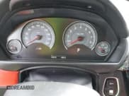 ✅ 2017 BMW M3 • VIN: WBS8M9C39H5G85823 • Lot: 41637990. Wystawiony na IAAI z przebiegiem 70 515 mil. Bezpłatny archiwum sprzedaży aukcyjnych z USA i szczegółowy raport historii pojazdu na DreamBid. Zdjęcie 7.