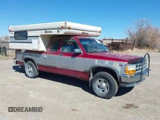 1994 Dodge Dakota z VIN 1B7GG23Y4RS589157, wystawiony jako IAAI lot #41869916 z przebiegiem 122 140 mil mil oraz . Historia ofert i sprzedaży dostępna na DreamBid. Obrazek 1.