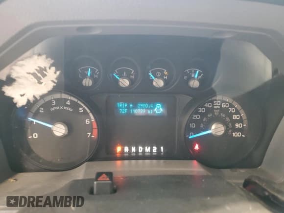 ✅ 2014 Ford F-250 XL • VIN: 1FTBF2B61EEA77152 • Lot: 67050665. Listed on Copart with 110,739 mi. Free auction sales archive from the USA and detailed vehicle history report at DreamBid. Image 9.