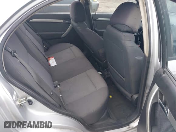 ✅ 2010 Chevrolet Aveo 1LT • VIN: KL1TD5DEXAB088637 • Lot: 42254293. Wystawiony na IAAI z przebiegiem 138 583 mil. Bezpłatny archiwum sprzedaży aukcyjnych z USA i szczegółowy raport historii pojazdu na DreamBid. Zdjęcie 8.