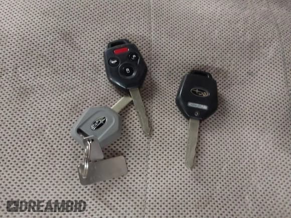 ✅ 2011 Subaru Outback Premium • VIN: 4S4BRCCC8B3428854 • Лот: 43681933. Опубликован ранее на IAAI с пробегом 209 437 миль. Бесплатный доступ к архиву аукционных продаж из США и подробный отчёт об истории автомобиля на DreamBid. Изображение 11.