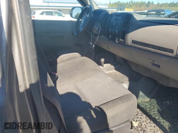 ✅ 2013 Chevrolet Silverado 1500 Work Truck • VIN: 1GCRKPEA4DZ257322 • Lot: 86676945. Listed on Copart with 134,757 mi. Free auction sales archive from the USA and detailed vehicle history report at DreamBid. Image 10.