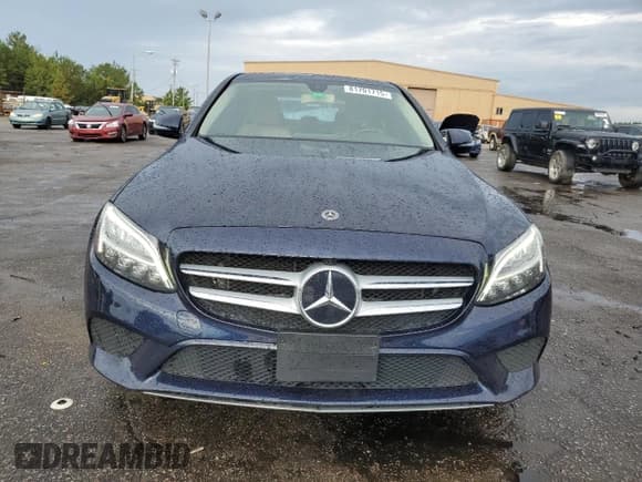✅ 2019 Mercedes-Benz C 300 • VIN: 55SWF8EB7KU320789 • Lot: 81701715. Listed on Copart with 80,428 mi. Free auction sales archive from the USA and detailed vehicle history report at DreamBid. Image 5.