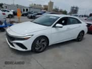 ✅ 2024 Hyundai Elantra SEL • VIN: KMHLS4DG9RU724440 • Лот: 55508525. Опубликован ранее на Copart с пробегом 13 883 миль. Бесплатный доступ к архиву аукционных продаж из США и подробный отчёт об истории автомобиля на DreamBid. Изображение 1.