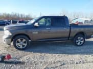 ✅ 2015 Ram 1500 SLT • VIN: 1C6RR7LG2FS509381 • Лот: 43693779. Опубликован ранее на IAAI с пробегом 220 552 миль. Бесплатный доступ к архиву аукционных продаж из США и подробный отчёт об истории автомобиля на DreamBid. Изображение 14.