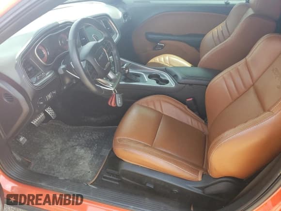 ✅ 2020 Dodge Challenger SRT Hellcat Widebody • VIN: 2C3CDZC99LH209550 • Lot: 68738905. Wystawiony na Copart z przebiegiem 5 350 mil. Bezpłatny archiwum sprzedaży aukcyjnych z USA i szczegółowy raport historii pojazdu na DreamBid. Zdjęcie 7.