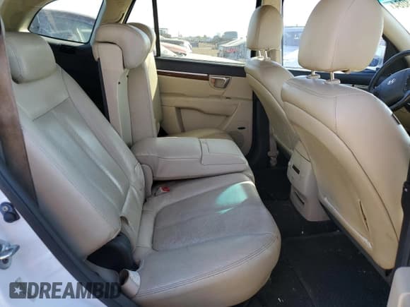 ✅ 2009 Hyundai Santa Fe Limited • VIN: 5NMSH73E19H248613 • Lot: 72443084. Listed on Copart with 131,951 mi. Free auction sales archive from the USA and detailed vehicle history report at DreamBid. Image 11.