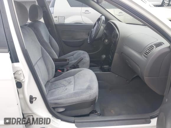 ✅ 2002 Kia Spectra • VIN: KNAFB121725173856 • Лот: 42609686. Опубликован ранее на IAAI с пробегом 160 894 миль. Бесплатный доступ к архиву аукционных продаж из США и подробный отчёт об истории автомобиля на DreamBid. Изображение 5.