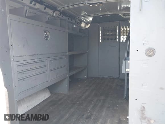 ✅ 2019 Chevrolet Express Cargo • VIN: 1GCWGAFPXK1240332 • Lot: 42846352. Listed on IAAI with 99,506 mi. Free auction sales archive from the USA and detailed vehicle history report at DreamBid. Image 8.