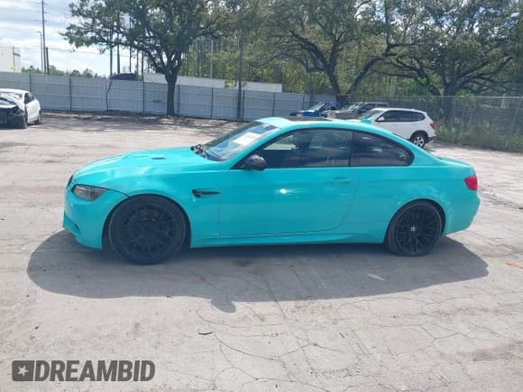 ✅ 2011 BMW M3 • VIN: WBSKG9C59BE645809 • Lot: 43564859. Wystawiony na IAAI z przebiegiem 129 374 mil. Bezpłatny archiwum sprzedaży aukcyjnych z USA i szczegółowy raport historii pojazdu na DreamBid. Zdjęcie 14.