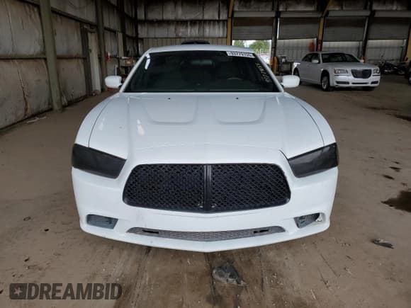 ✅ 2011 Dodge Charger Police • VIN: 2B3CL1CT3BH551751 • Лот: 93779155. Опубликован ранее на Copart с пробегом 173 768 миль. Бесплатный доступ к архиву аукционных продаж из США и подробный отчёт об истории автомобиля на DreamBid. Изображение 5.