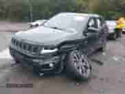 2019 Jeep Compass Limited z VIN 3C4NJDCB3KT843235, wystawiony jako IAAI lot #43383677 z przebiegiem 68 221 mil mil oraz . Historia ofert i sprzedaży dostępna na DreamBid. Obrazek 17.