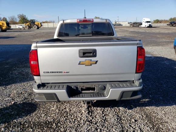 ✅ 2018 Chevrolet Colorado 4WD Z71 • VIN: 1GCGTDEN2J1259778 • Лот: 87207785. Опубликован ранее на Copart с пробегом 134 059 миль. Бесплатный доступ к архиву аукционных продаж из США и подробный отчёт об истории автомобиля на DreamBid. Изображение 6.