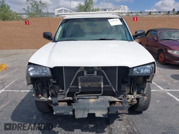 ✅ 2003 Chevrolet Silverado 2500HD • VIN: 1GBHC29163E253983 • Lot: 43172821. Wystawiony na IAAI z przebiegiem 244 146 mil. Bezpłatny archiwum sprzedaży aukcyjnych z USA i szczegółowy raport historii pojazdu na DreamBid. Zdjęcie 13.