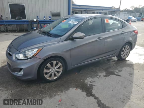 ✅ 2013 Hyundai Accent GLS • VIN: KMHCU4AE5DU468576 • Лот: 78534674. Опубликован ранее на Copart с пробегом 180 638 миль. Бесплатный доступ к архиву аукционных продаж из США и подробный отчёт об истории автомобиля на DreamBid. Изображение 1.