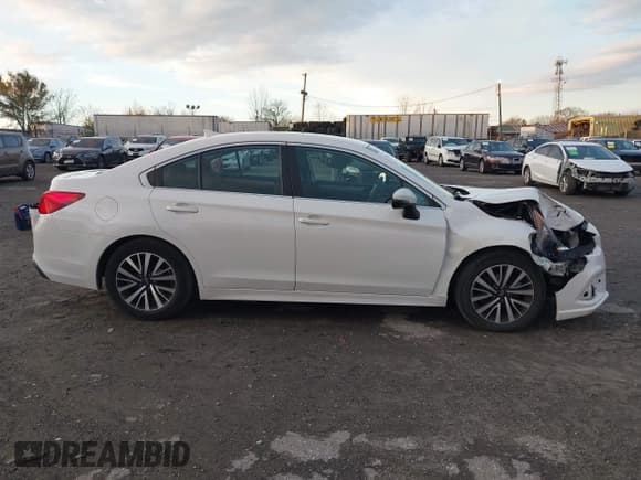 ✅ 2018 Subaru Legacy Premium • VIN: 4S3BNAF61J3044049 • Лот: 43813849. Опубликован ранее на IAAI с пробегом 39 321 миль. Бесплатный доступ к архиву аукционных продаж из США и подробный отчёт об истории автомобиля на DreamBid. Изображение 13.