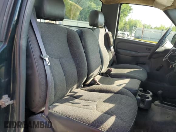 ✅ 2004 Chevrolet Silverado 2500HD Work Truck • VIN: 1GCHK24U44E289012 • Lot: 64666735. Wystawiony na Copart z przebiegiem 119 841 mil. Bezpłatny archiwum sprzedaży aukcyjnych z USA i szczegółowy raport historii pojazdu na DreamBid. Zdjęcie 10.