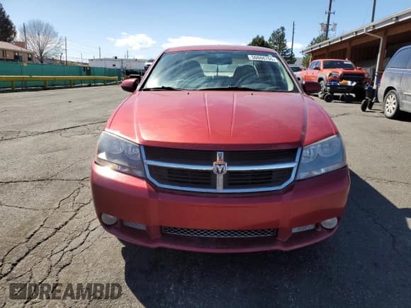 ✅ 2008 Dodge Avenger R/T • VIN: 1B3LD76M58N651029 • Lot: 50888765. Wystawiony na Copart z przebiegiem 96 379 mil. Bezpłatny archiwum sprzedaży aukcyjnych z USA i szczegółowy raport historii pojazdu na DreamBid. Zdjęcie 5.