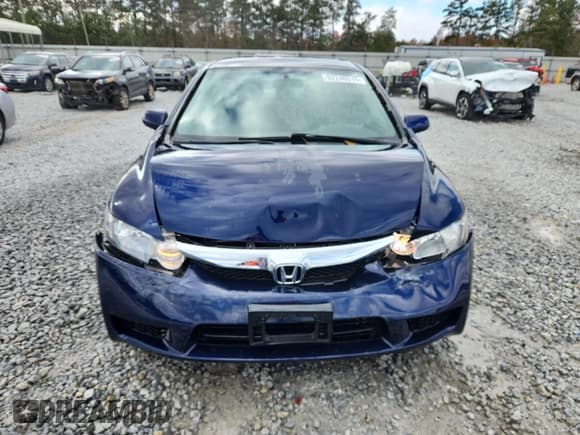 ✅ 2009 Honda Civic LX • VIN: 2HGFA16569H515739 • Лот: 92246515. Опубликован ранее на Copart с пробегом 211 018 миль. Бесплатный доступ к архиву аукционных продаж из США и подробный отчёт об истории автомобиля на DreamBid. Изображение 5.