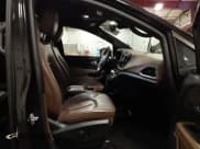 ✅ 2020 Chrysler Pacifica Hybrid Limited • VIN: 2C4RC1N75LR105539 • Лот: 42693774. Опубликован ранее на IAAI с пробегом 97 310 миль. Бесплатный доступ к архиву аукционных продаж из США и подробный отчёт об истории автомобиля на DreamBid. Изображение 5.