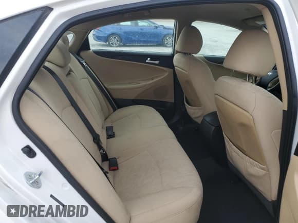 ✅ 2012 Hyundai Sonata GLS • VIN: 5NPEB4AC3CH369457 • Lot: 86134875. Listed on Copart with 199,544 mi. Free auction sales archive from the USA and detailed vehicle history report at DreamBid. Image 10.